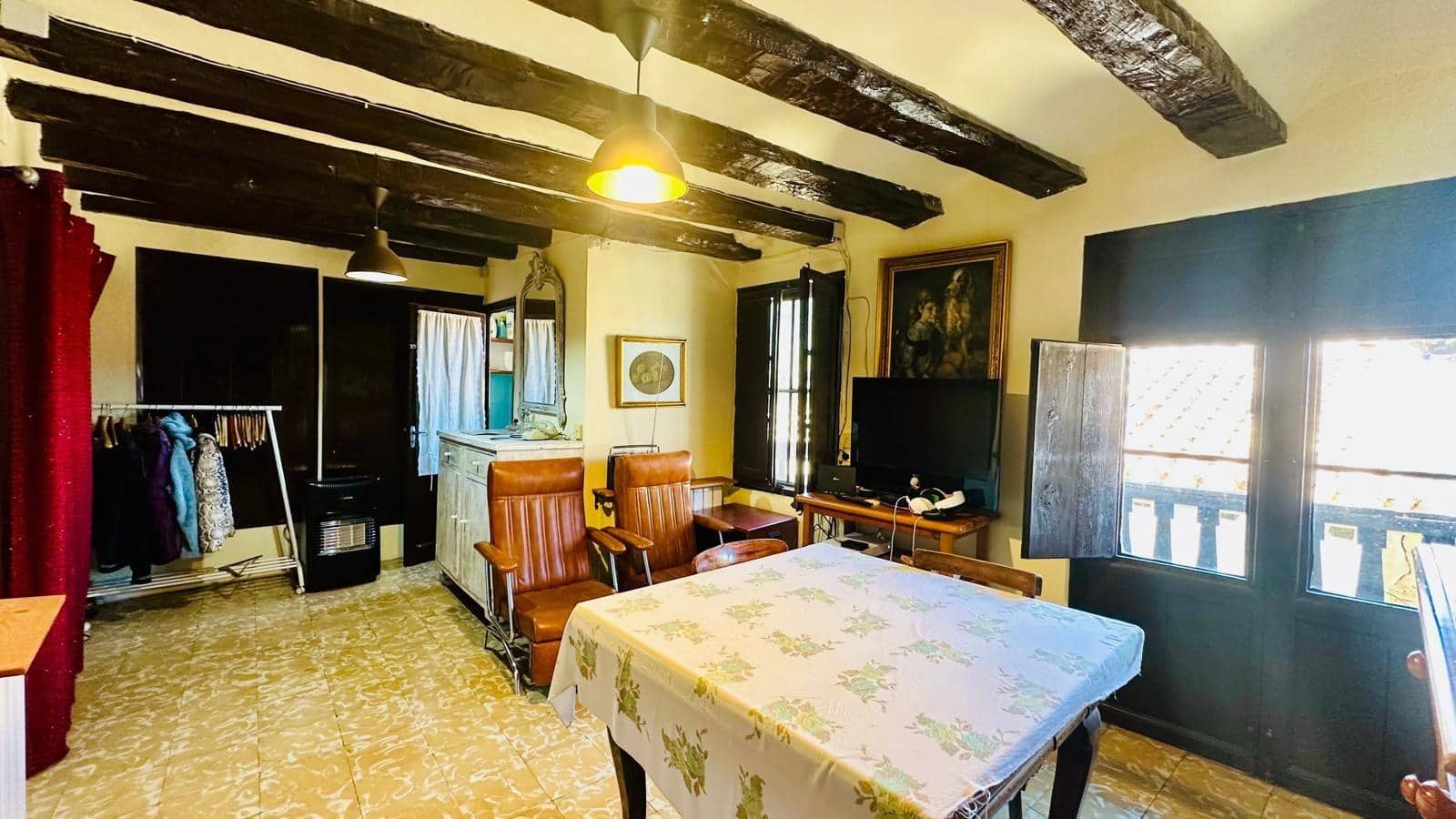 4 bedroom Townhouse for sale in Penarroya de Tastavins - € 150,000 (Ref: 10086376)