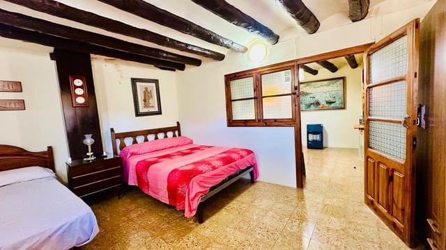 4 bedroom Townhouse for sale in Peñarroya de Tastavins - € 150,000 (Ref: 10086376)