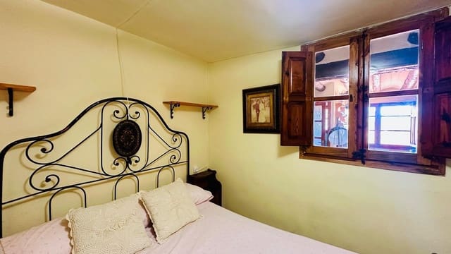 4 bedroom Townhouse for sale in Peñarroya de Tastavins - € 150,000 (Ref: 10086376)