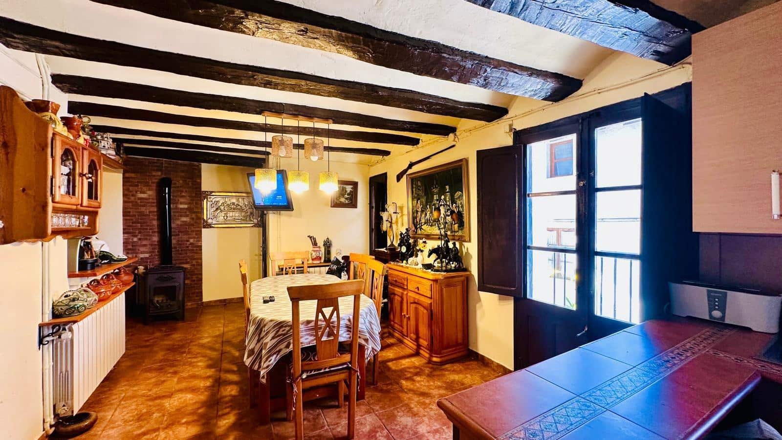 4 bedroom Townhouse for sale in Penarroya de Tastavins - € 150,000 (Ref: 10086376)