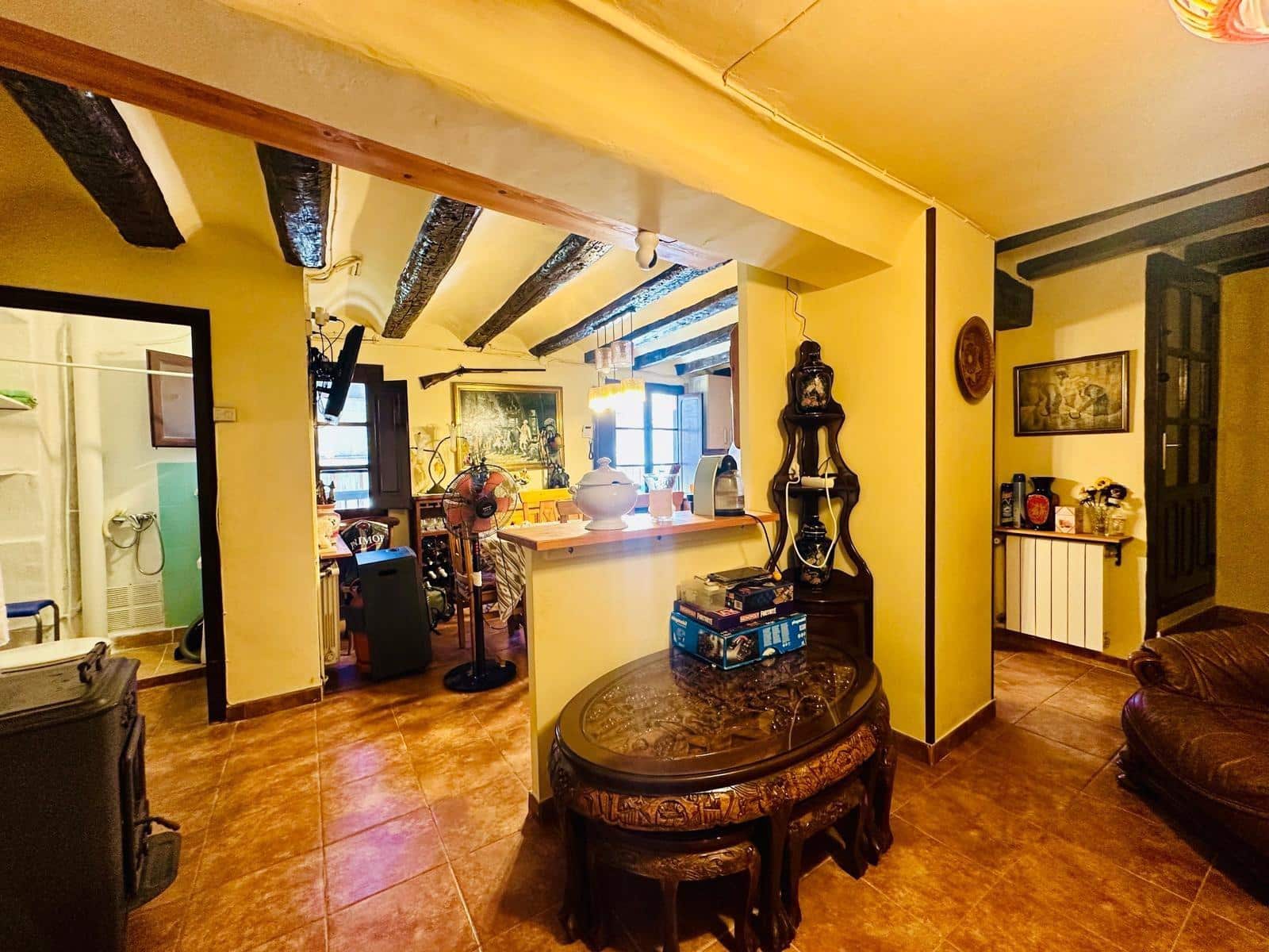 4 bedroom Townhouse for sale in Penarroya de Tastavins - € 150,000 (Ref: 10086376)