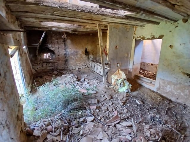 Finca/Landhuis te koop in Mazaleón - € 149.000 (Ref: 10089616)