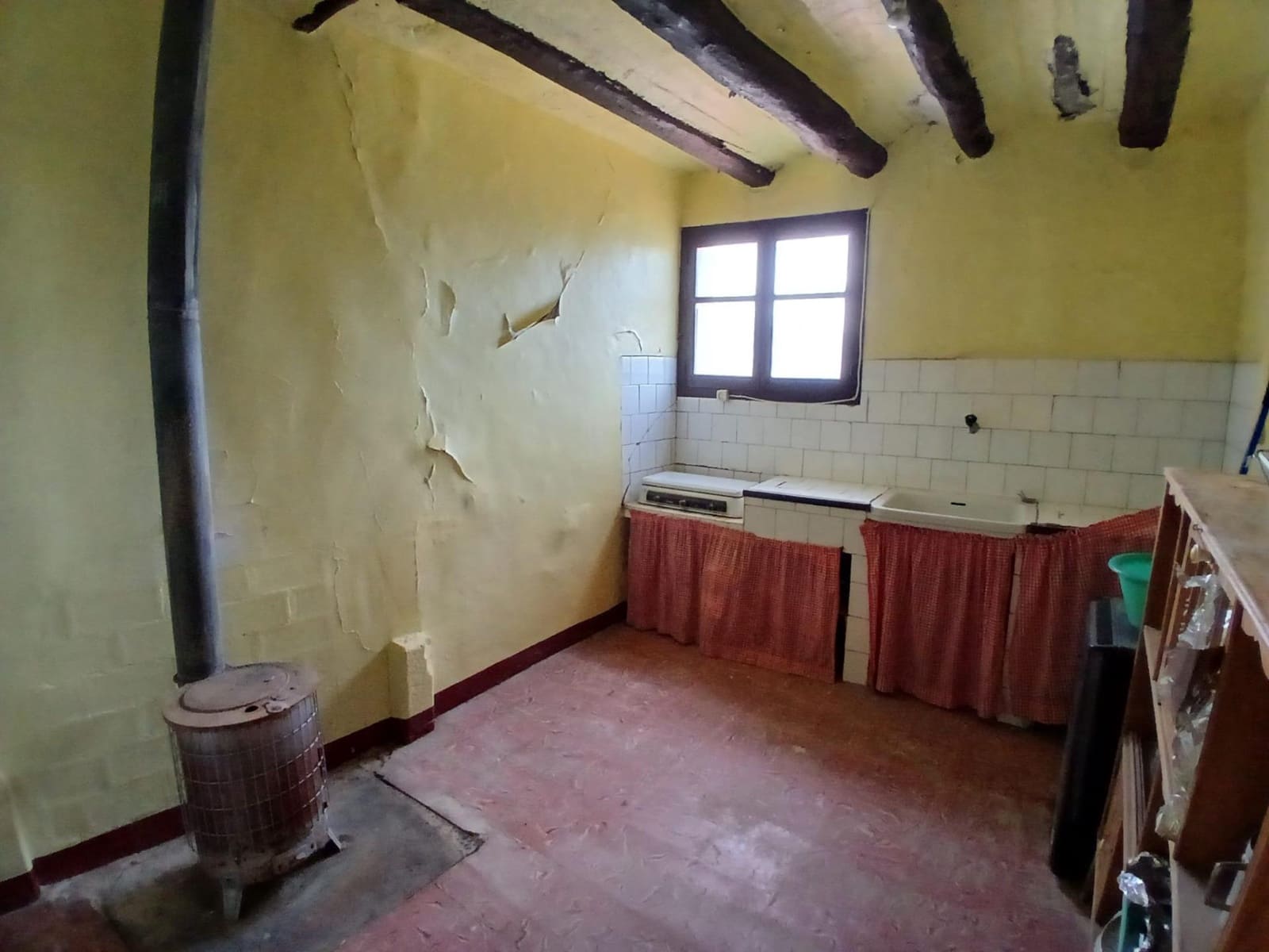 5 bedroom Townhouse for sale in Torre del Compte - € 155,000 (Ref: 10094908)