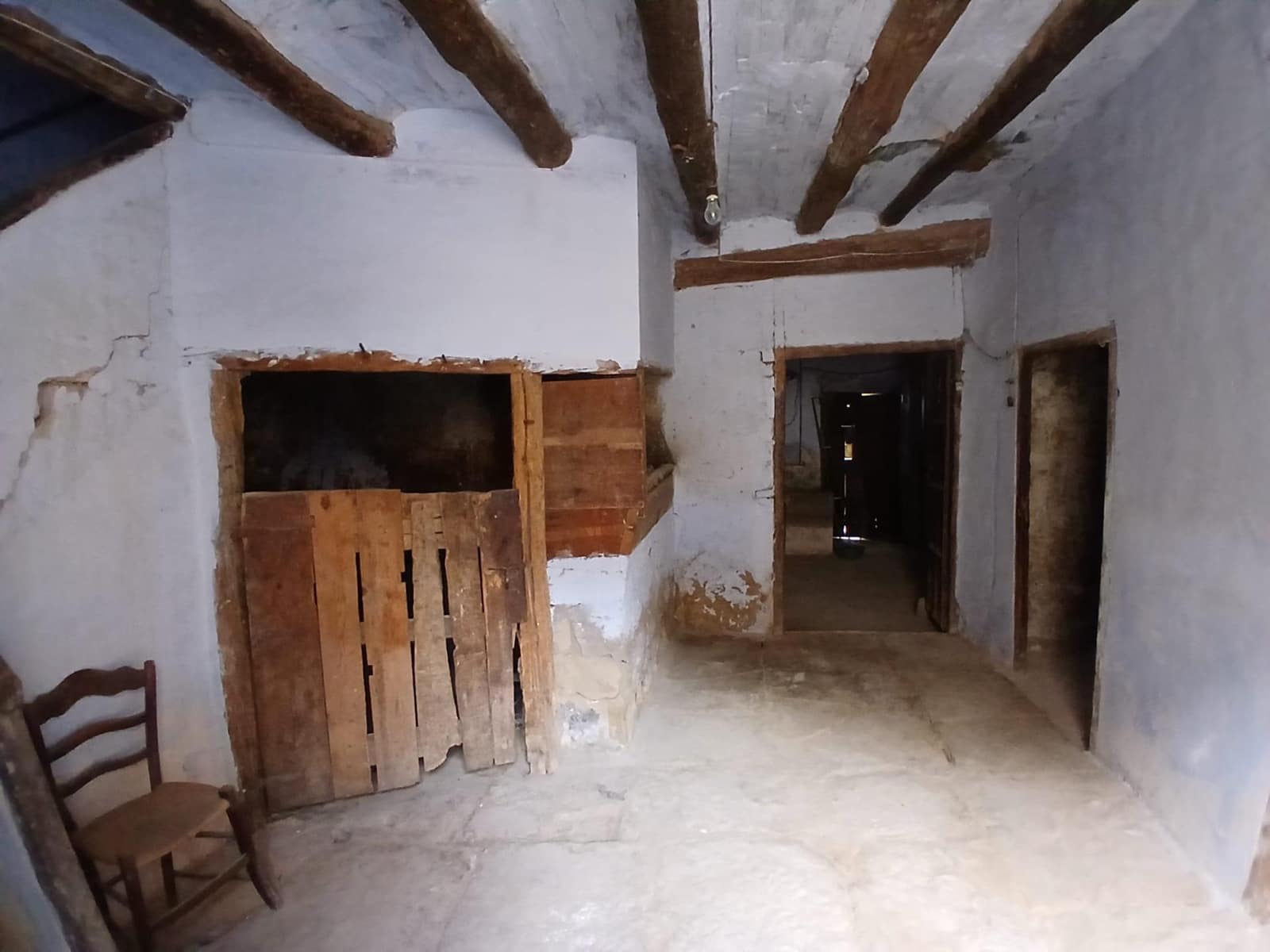 5 bedroom Townhouse for sale in Torre del Compte - € 155,000 (Ref: 10094908)