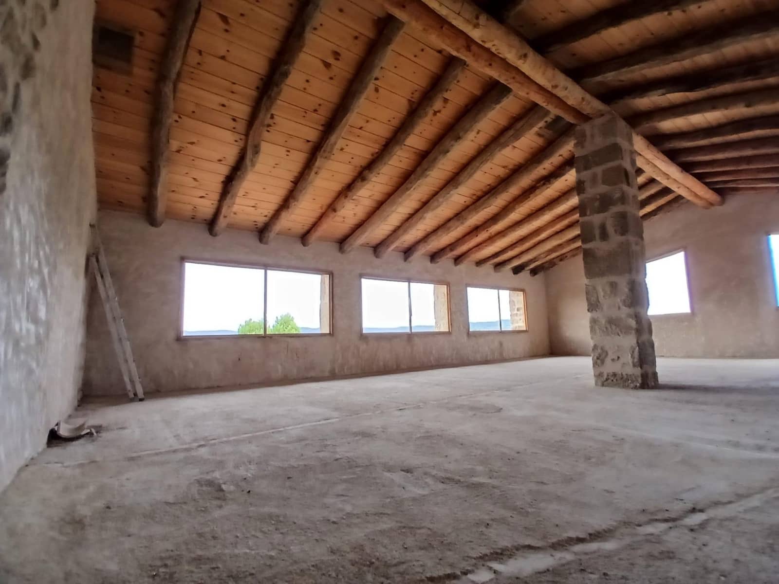 5 bedroom Townhouse for sale in Torre del Compte - € 155,000 (Ref: 10094908)