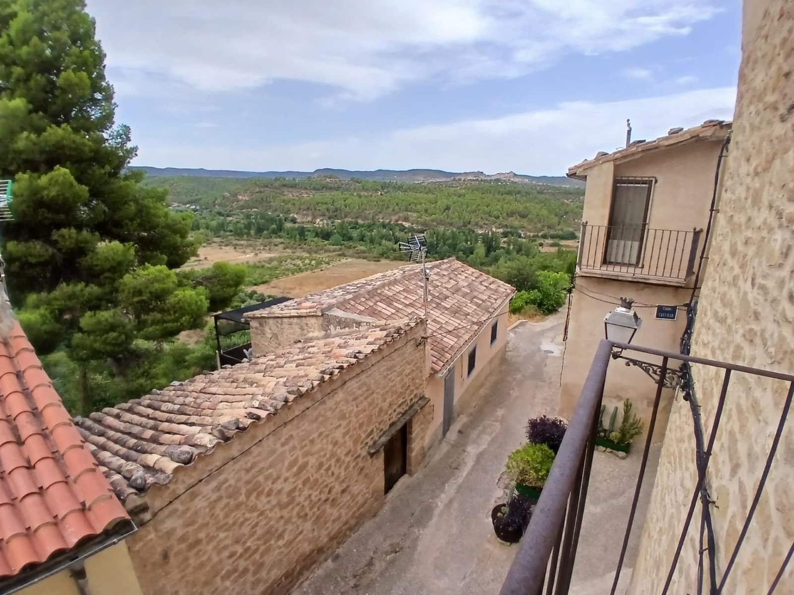 5 bedroom Townhouse for sale in Torre del Compte - € 155,000 (Ref: 10094908)