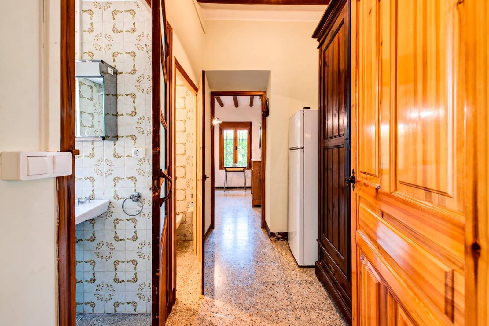 Chalet de 7 habitaciones en Fuentespalda en venta - 550.000 € (Ref: 10100386)