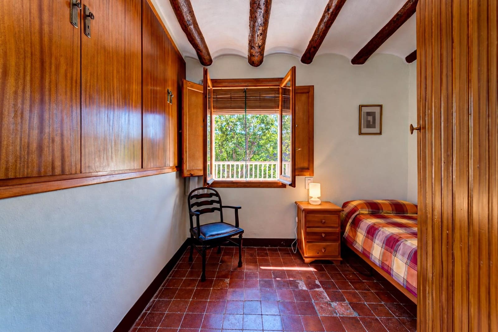 Chalet de 7 habitaciones en Fuentespalda en venta - 550.000 € (Ref: 10100386)