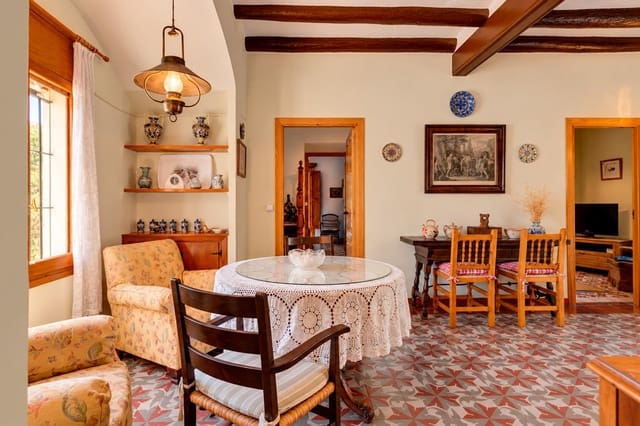 7 quarto Moradia para venda em Fuentespalda - 550 000 € (Ref: 10100386)