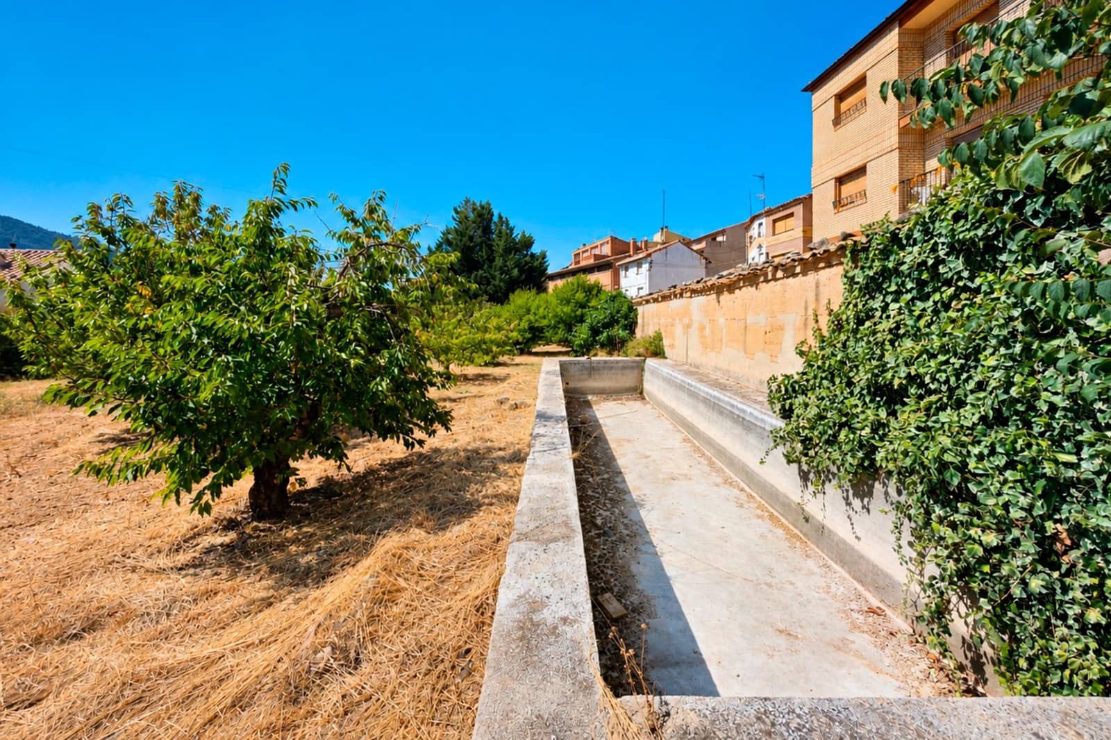 Chalet de 7 habitaciones en Fuentespalda en venta - 550.000 € (Ref: 10100386)