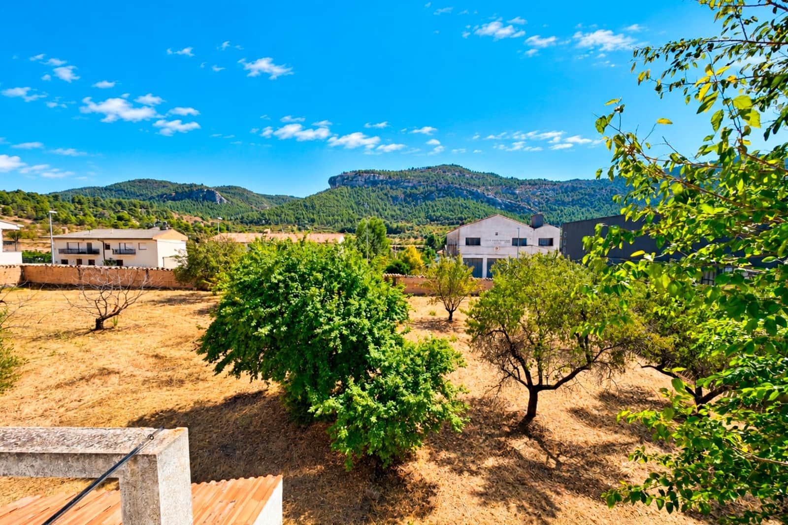 Chalet de 7 habitaciones en Fuentespalda en venta - 550.000 € (Ref: 10100386)