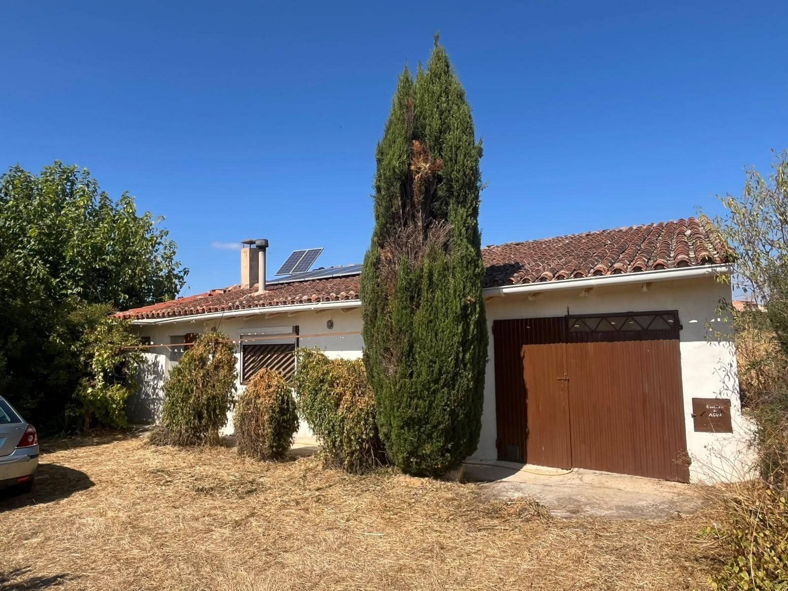 3 bedroom Finca/Country House for sale in Cretas with garage - € 300,000 (Ref: 10130096)