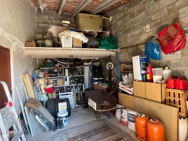 3 bedroom Finca/Country House for sale in Cretas with garage - € 300,000 (Ref: 10130096)