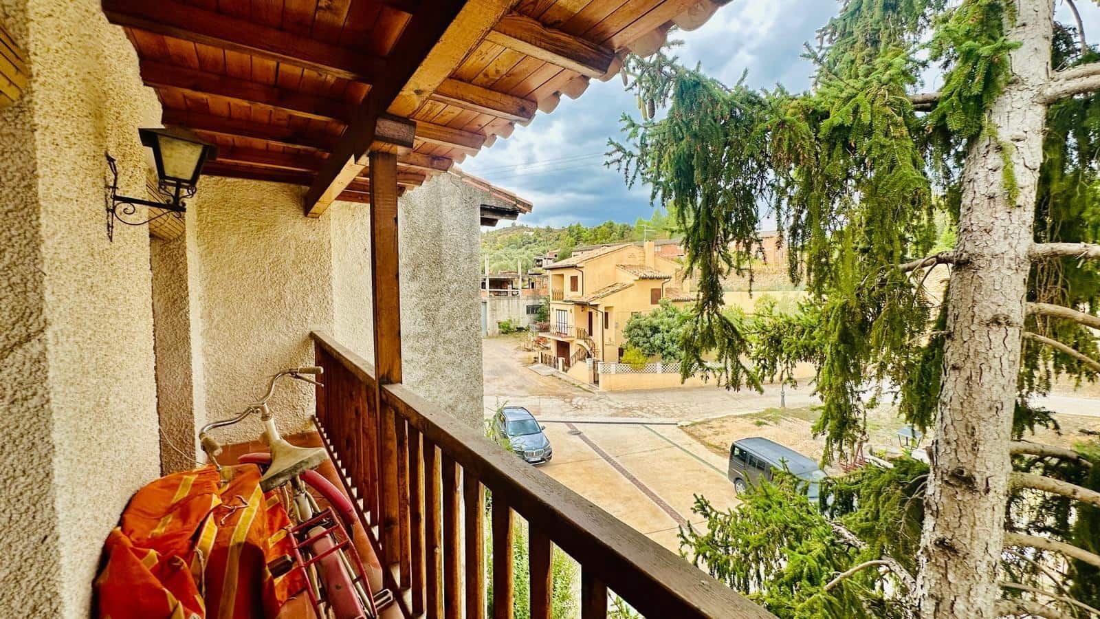 3 bedroom Townhouse for sale in Beceite with pool - € 140,000 (Ref: 10147313)