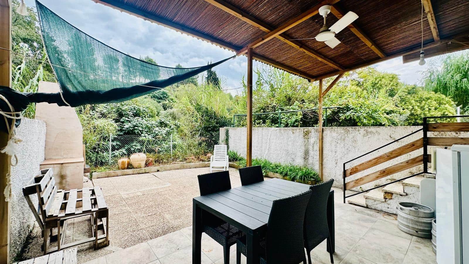 3 bedroom Townhouse for sale in Beceite with pool - € 140,000 (Ref: 10147313)