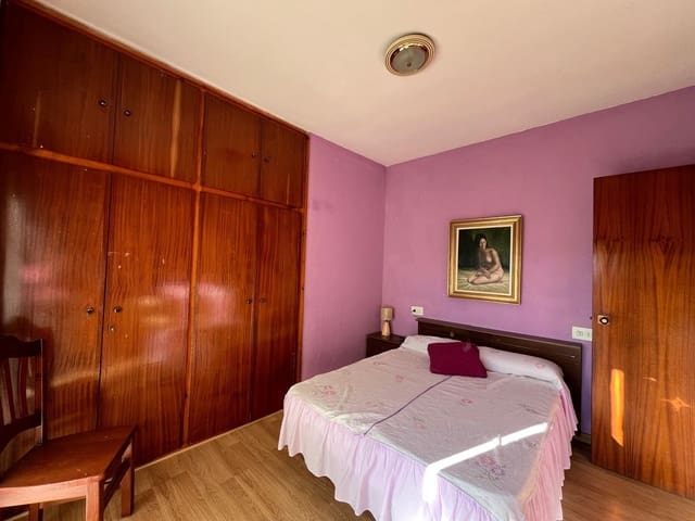 Villa/Maison de 6 chambres à louer à Arnes - 750 € (Ref: 10165194)