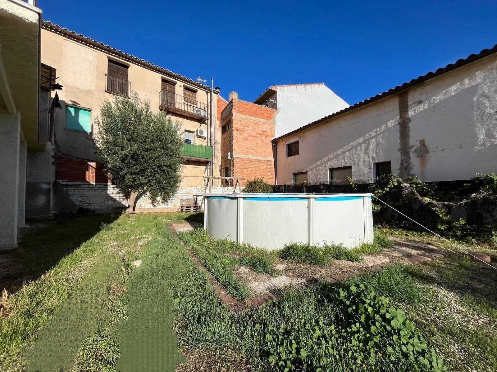 Chalet de 6 habitaciones en Arnes en alquiler con piscina - 750 € (Ref: 10165194)