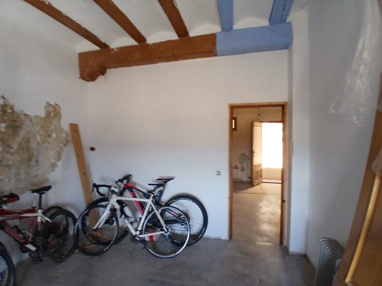 6 slaapkamer Huis te koop in La Fresneda - € 28.000 (Ref: 10173846)