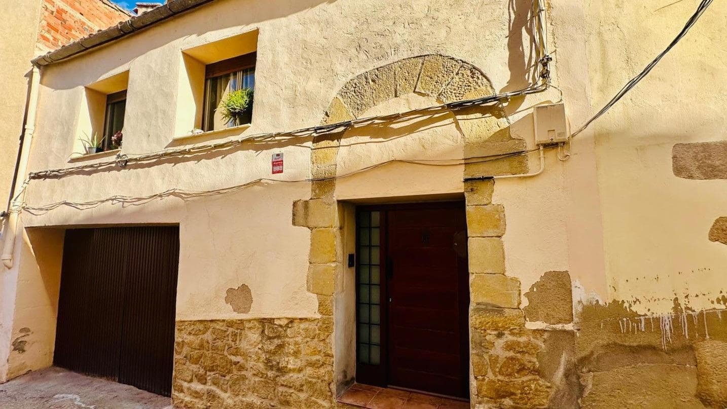 2 bedroom Townhouse for sale in Calaceite with garage - € 195,000 (Ref: 10180785)