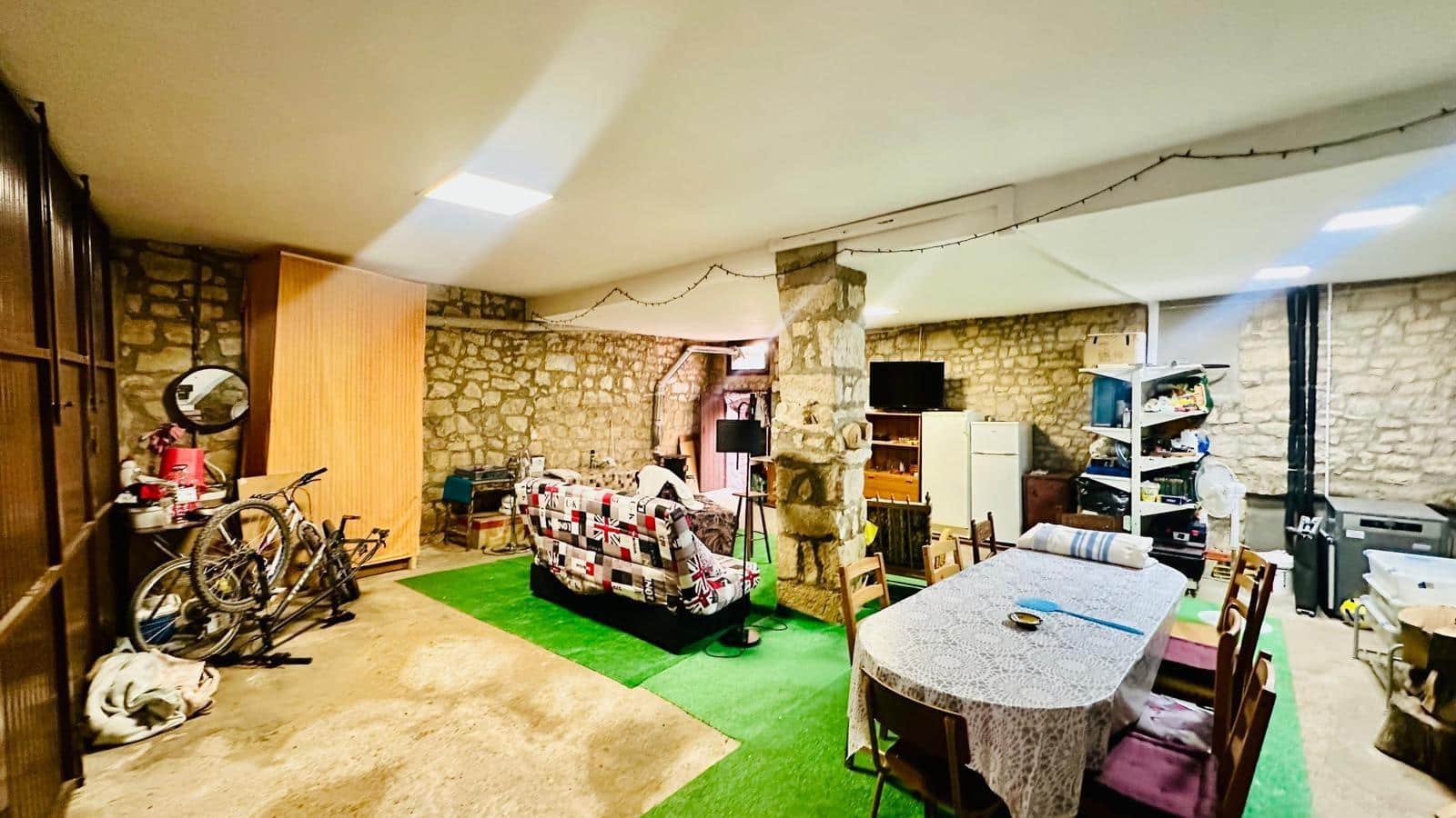 2 bedroom Townhouse for sale in Calaceite with garage - € 195,000 (Ref: 10180785)