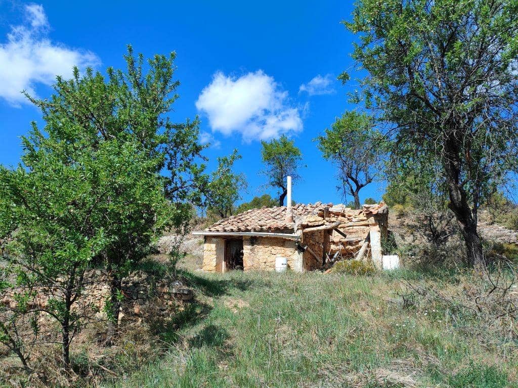 Finca/Herregård til salgs i La Fresneda - € 15 000 (Ref: 9150141)