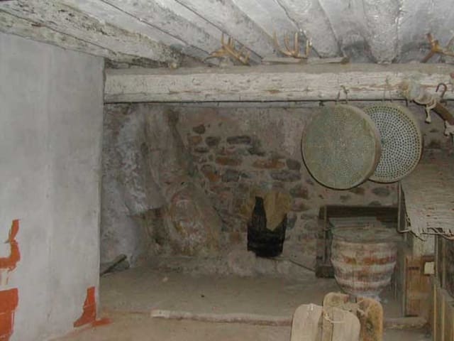 Ruïne te koop in Herbés - € 12.000 (Ref: 9150143)