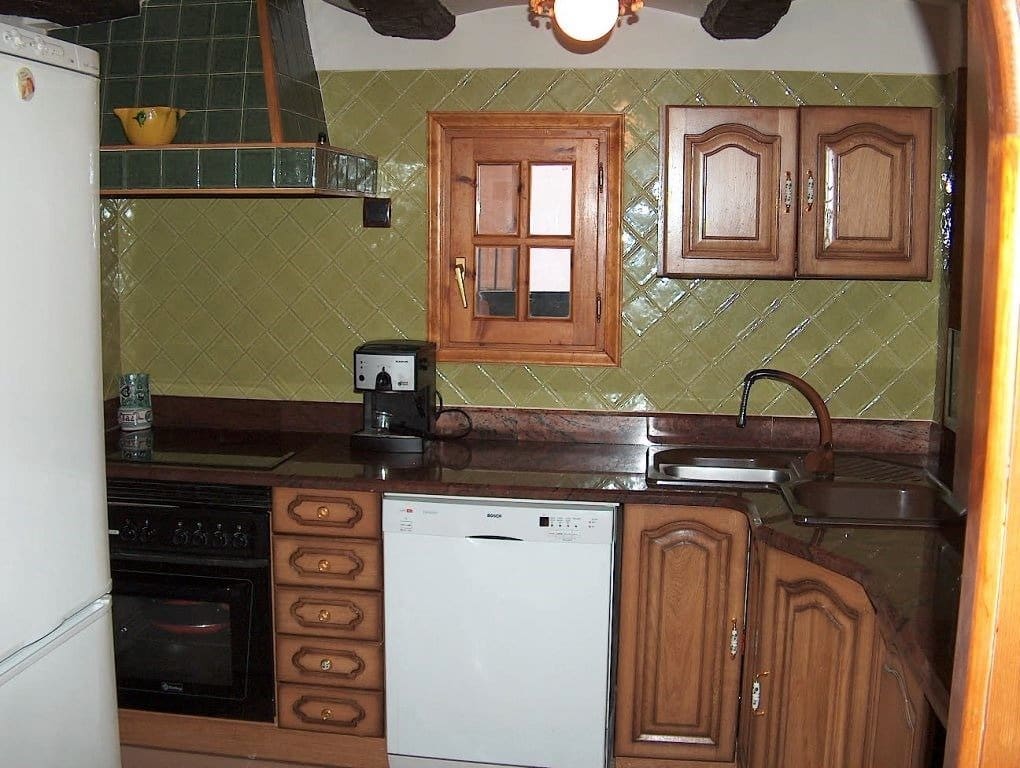 9 soverom Hus til salgs i La Fresneda - € 360 000 (Ref: 9150147)