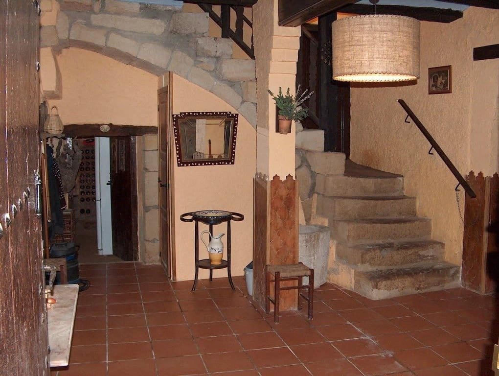 9 soverom Hus til salgs i La Fresneda - € 360 000 (Ref: 9150147)