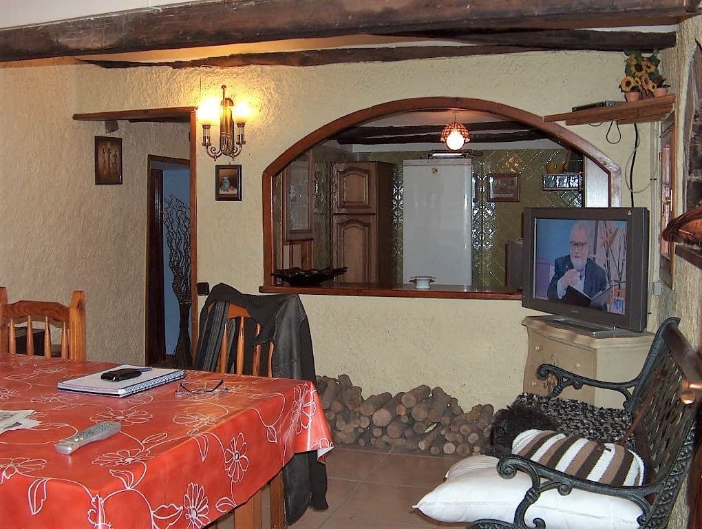 9 soverom Hus til salgs i La Fresneda - € 360 000 (Ref: 9150147)