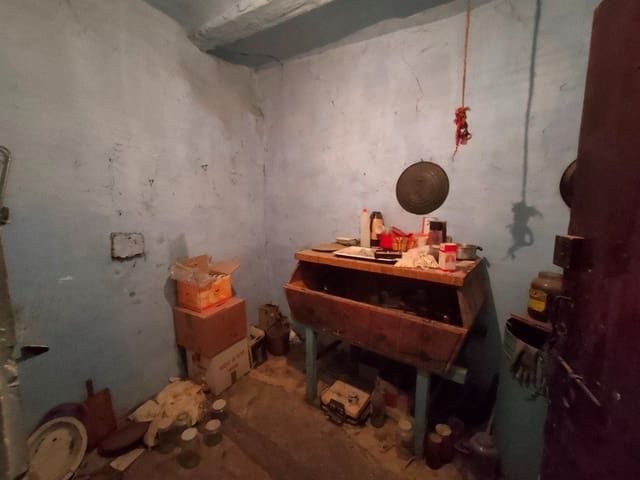 5 soveværelse Byhus til salg i Valderrobres - € 99.000 (Ref: 9150148)