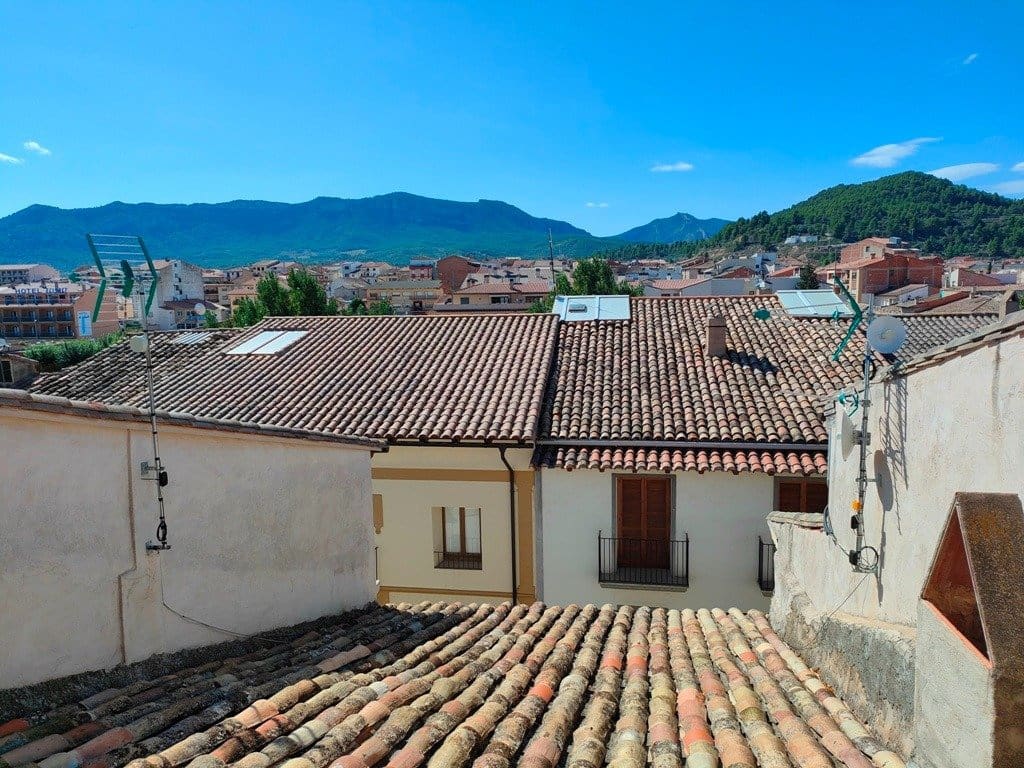 5 soverom Hus til salgs i Valderrobres - € 99 000 (Ref: 9150148)