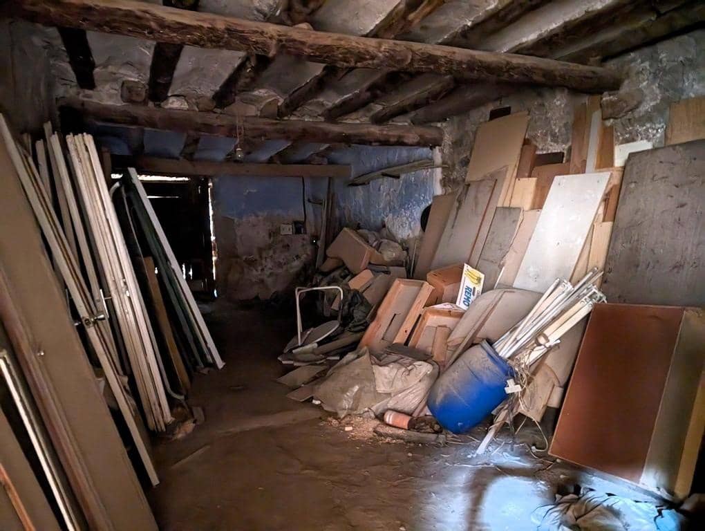 5 slaapkamer Huis te koop in Lledo - € 25.000 (Ref: 9150149)