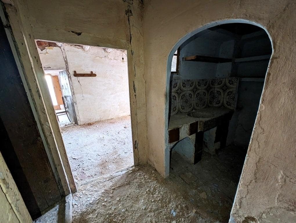 5 slaapkamer Huis te koop in Lledo - € 25.000 (Ref: 9150149)