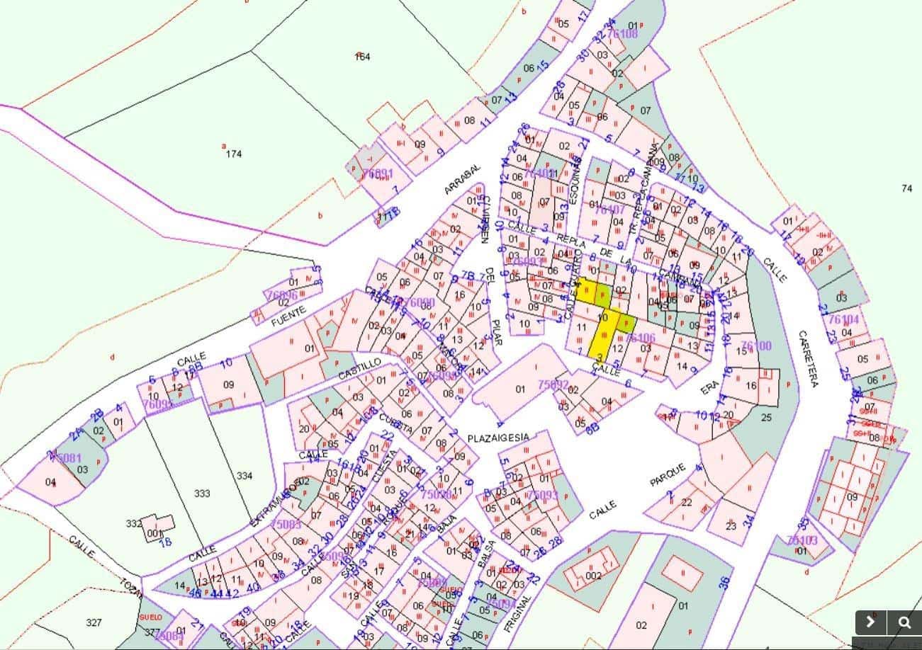 5 slaapkamer Huis te koop in Lledo - € 25.000 (Ref: 9150149)