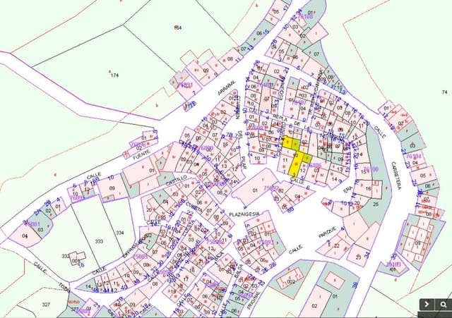 5 bedroom Townhouse for sale in Lledó - € 25,000 (Ref: 9150149)