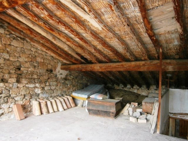 Finca/Landehus til salg i Fuentespalda med garage - € 300.000 (Ref: 9150151)