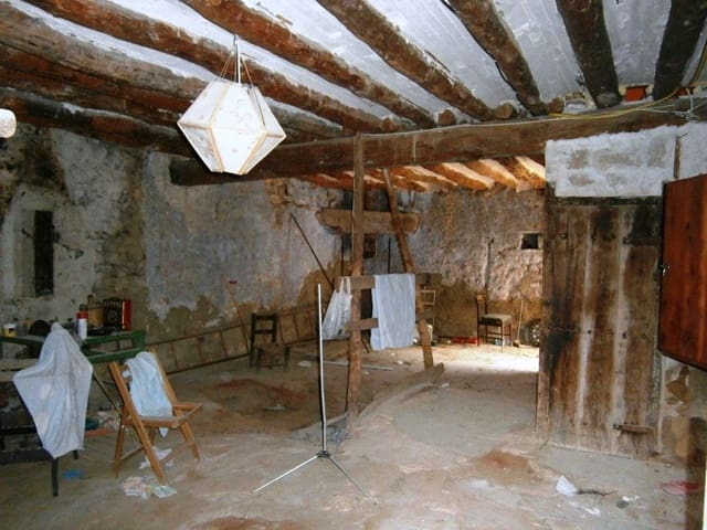 Finca/Landehus til salg i Fuentespalda med garage - € 300.000 (Ref: 9150151)