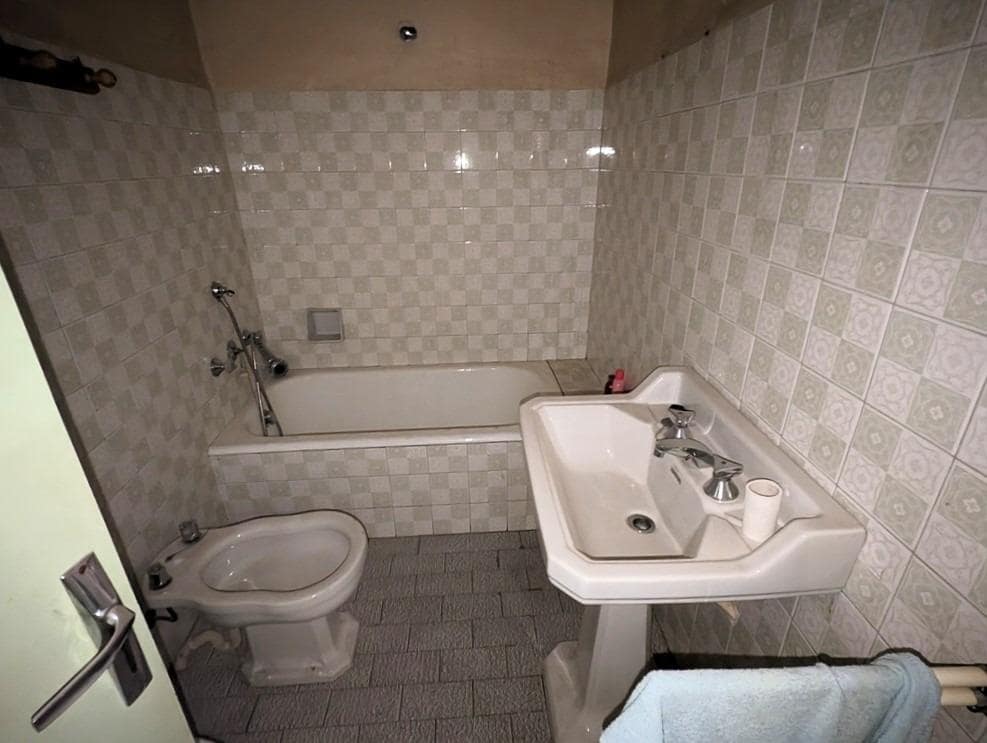 5 soverom Hus til salgs i Valderrobres - € 55 000 (Ref: 9150155)