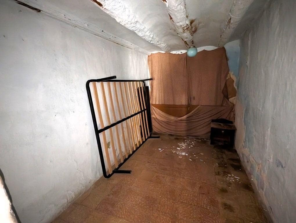 5 soverom Hus til salgs i Valderrobres - € 55 000 (Ref: 9150155)