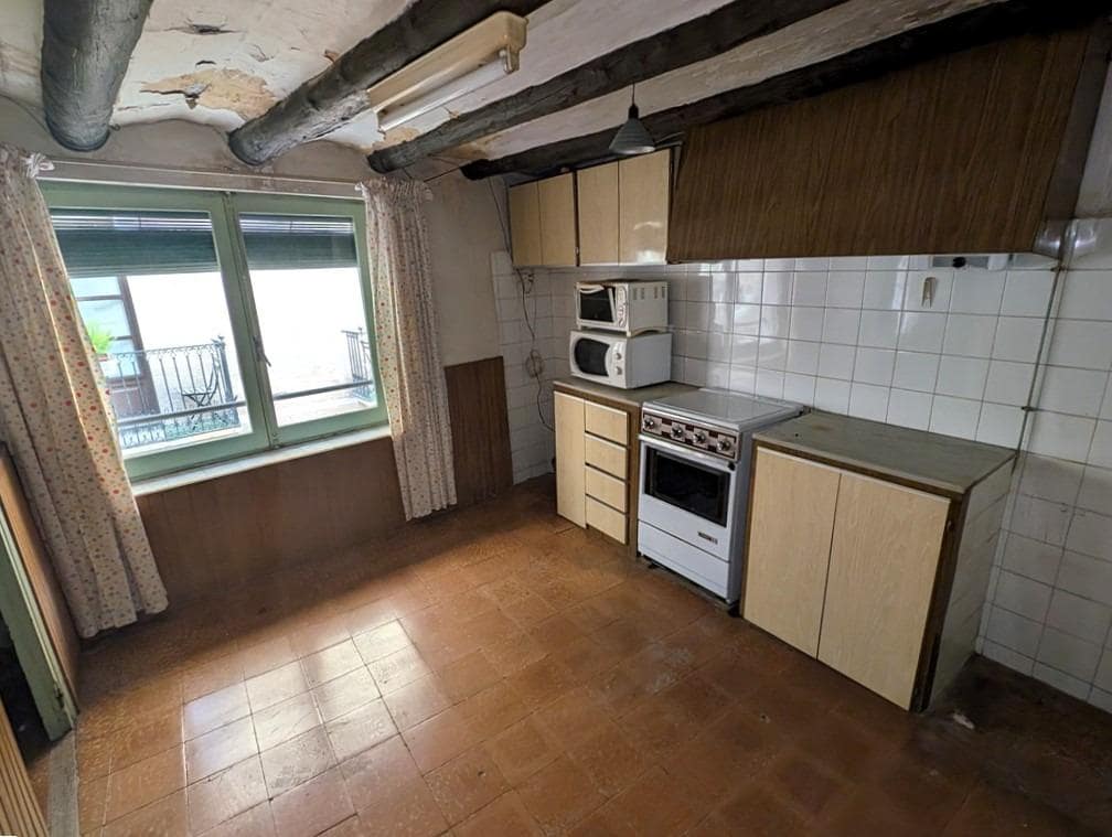 5 soverom Hus til salgs i Valderrobres - € 55 000 (Ref: 9150155)