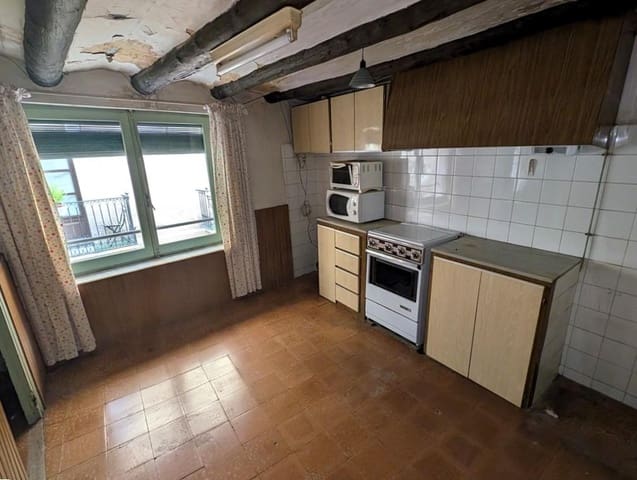 5 bedroom Townhouse for sale in Valderrobres - € 55,000 (Ref: 9150155)