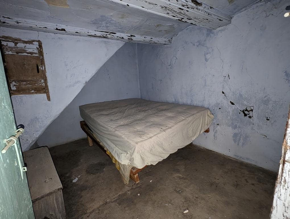 5 soverom Hus til salgs i Valderrobres - € 55 000 (Ref: 9150155)