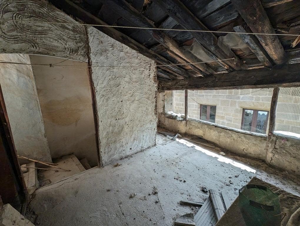 5 soverom Hus til salgs i Valderrobres - € 55 000 (Ref: 9150155)