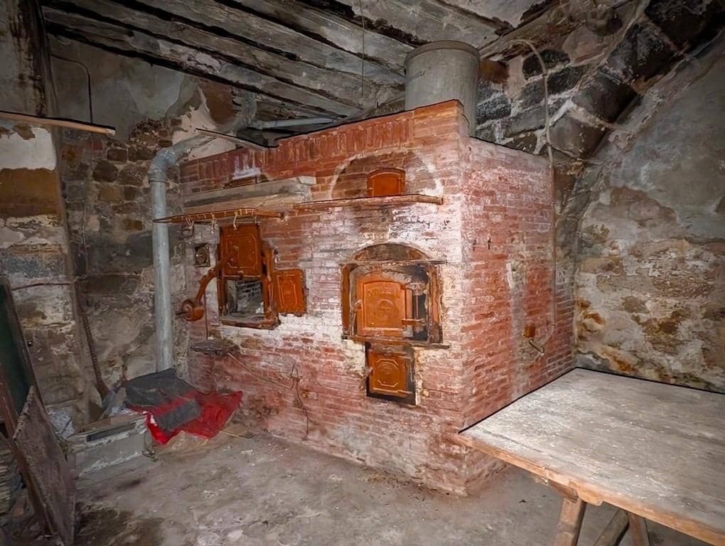 5 soverom Hus til salgs i Valderrobres - € 55 000 (Ref: 9150155)