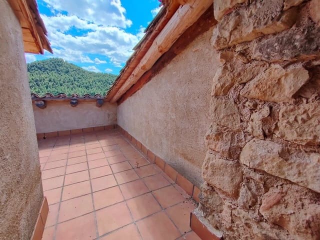 5 bedroom Finca/Country House for sale in La Portellada - € 214,000 (Ref: 9150160)