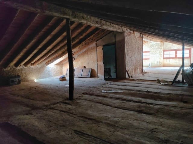 Flat for sale in Valderrobres - € 30,000 (Ref: 9150163)