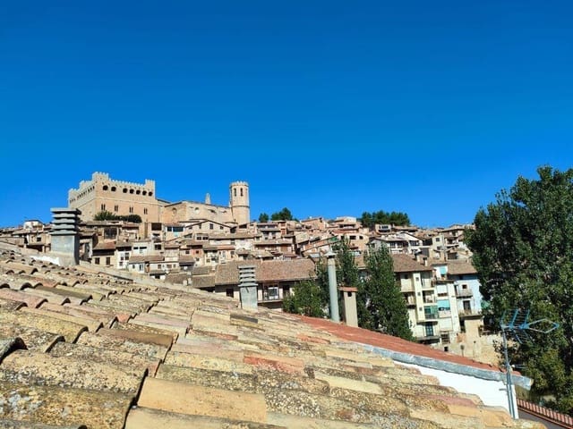 Flat for sale in Valderrobres - € 30,000 (Ref: 9150163)