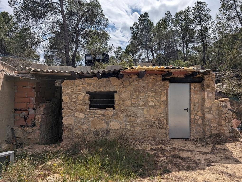 Finca/Landhuis te koop in Valjunquera - € 50.000 (Ref: 9150165)