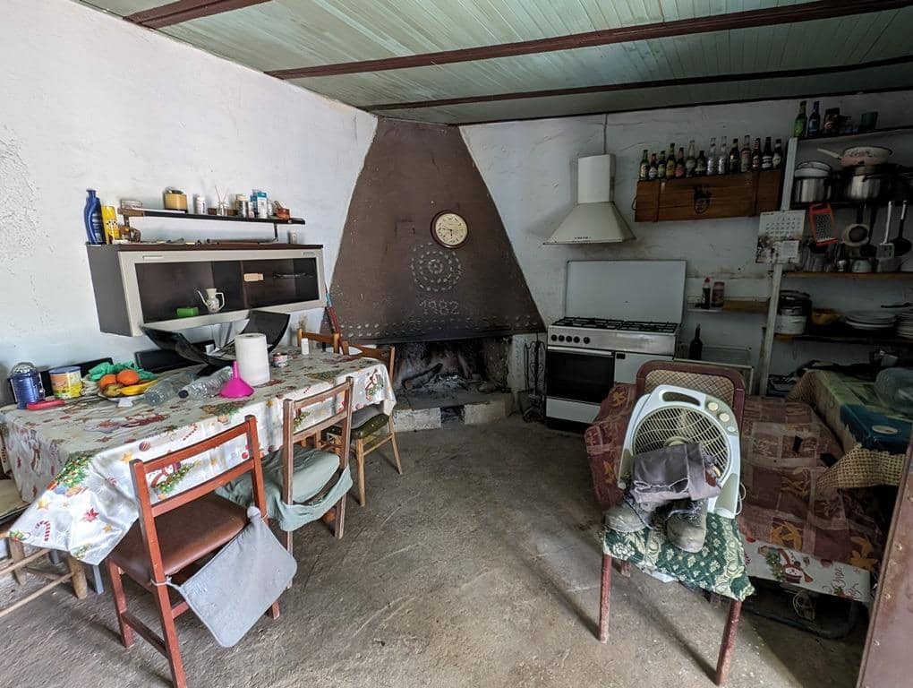 Finca/Landhuis te koop in Valjunquera - € 50.000 (Ref: 9150165)