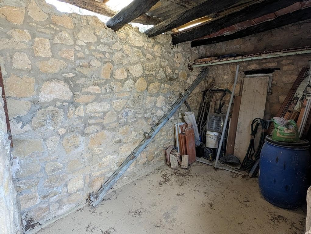 Finca/Landhuis te koop in Valjunquera - € 50.000 (Ref: 9150165)